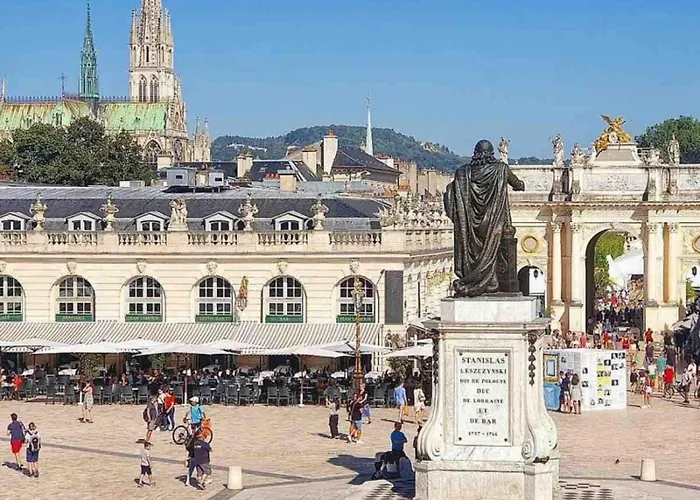 Le Dominicains Appartement Au Calme Aux Portes De La Place Stanislas