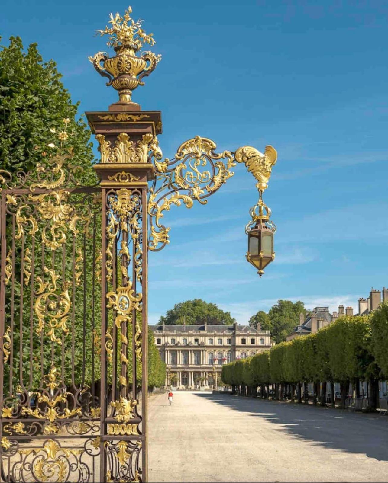 Le Dominicains Au Calme Aux Portes De La Place Stanislas * Nancy